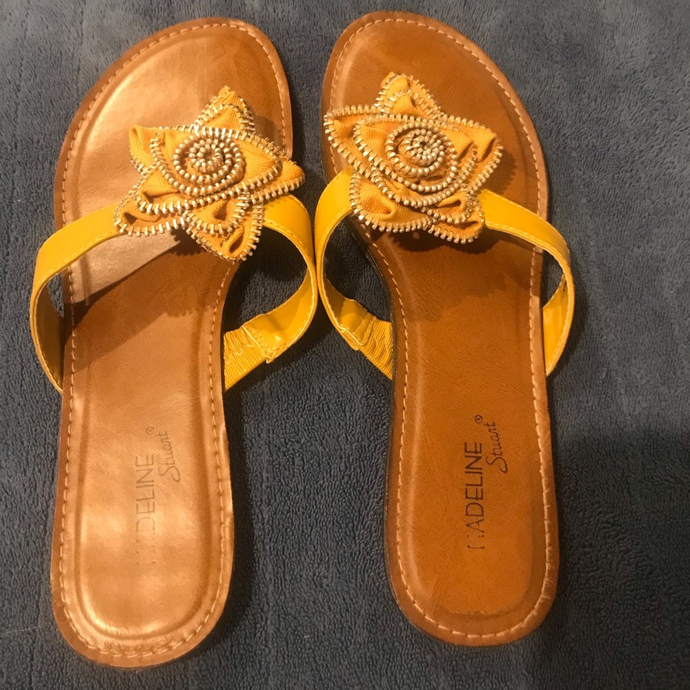 Madeline Stuart Yellow Zipper Flower Sandals - Picture 2 of 5